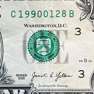 January 28, 1990 (19900128) One Dollar Fancy Serial Number Birthday Note - Picture 1 of 3