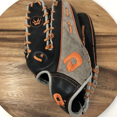 "Guante de softbol trapecio naranja y negro DeMarini Insane 12,5"" lanzamiento a la derecha" Foto 1 de 4