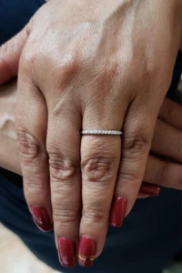 14Kt Gold 0.11 Ct Lab Grown Diamond Half Eternity Wedding Band Ring - Picture 1 of 12