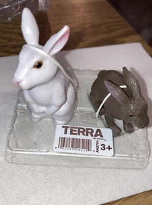 Terra by Battat Farm Animals White Rabbit & Brown Bunny Figurines - Picture 1 of 5