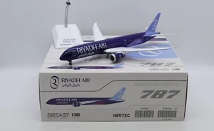 Riyadh Air B787-9 Reg: N8572C JC Wings Druckguss 1:200 FLAPS DOWN XX20426A (E) - Bild 1 von 12
