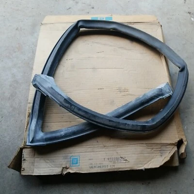 NOS 82-92 CHEVROLET CAMARO FIREBIRD 10198207 BARANDILLA DE TECHO RESISTENTE A LA INTEMPERIE TECHO RÍGIDO  Foto 1 de 4