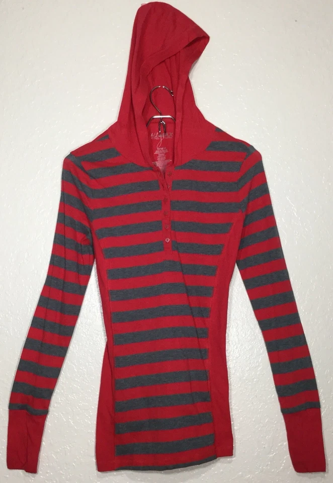 Miley Cyrus Max Azria - 连帽运动衫 - 尺寸:M — 第 1/4 张图片