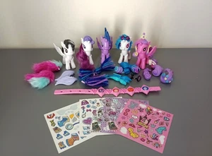 My Little Pony Pop Figure Bundle (includes 5 figures with accessories) - Picture 1 of 3
