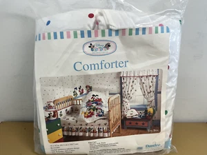 De colección NUEVO Edredón de Cuna Dundee Disney Bebés, "Caja de Juguetes", Mickey Mouse - Imagen 1 de 6