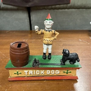 CAST IRON TRICK DOG, CLOWN HOOP BANK. WORKING MECHANISM. Works. No wire hoop. - Picture 1 of 9