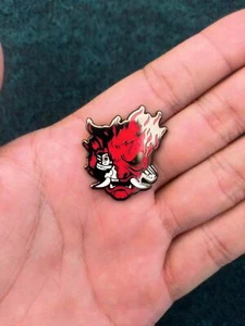 Broche mochila sombrero solapa broche Cyberpunk 2077 logotipo samurai esmalte pin insignia metal - Imagen 1 de 1