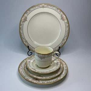 Vintage Noritake Barrymore Bone China 5 Pc Place Setting Blue/Pink Floral Gold - Picture 1 of 10