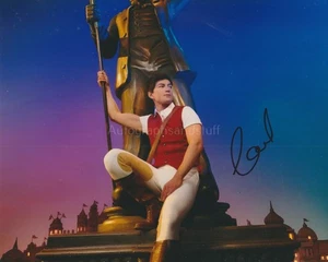 Carl Man HAND SIGNED 8x10 Photo Autograph Wicked The Musical Tour (C) - Picture 1 of 2