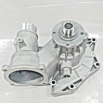 Bomba de agua estándar Gates 43262 para motor BMW 540i 740i 4,4 L AW9332 W9133M NOS Foto 1 de 4