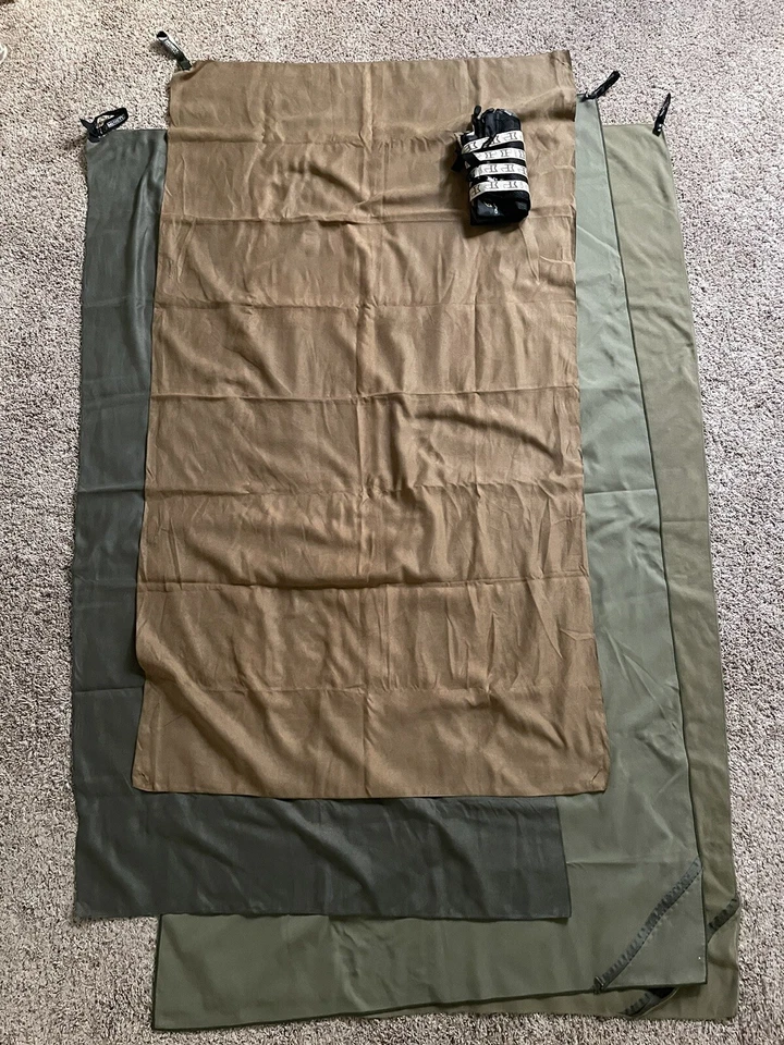 Tactical Microfiber Towels And Accessories. Large And Very Large 4 Pack. See Det - Image 1 of 4