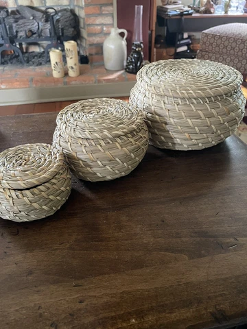 woven grass baskets 3 stacking or nesting Cover