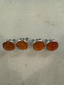 VINTAGE LICENCE PLATE REFLECTORS. MINT UNUSED SET 4. AMBER.   NICE - Bild 1 von 2