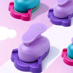 Hollow Out Mini Corner Trimmer Pattern Rounder Punch for Card Photo Embossing - Picture 1 of 10