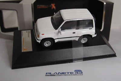 IXO PREMIUMX SUZUKI ESCUDO 1992 1/43 - Photo 1/3