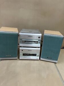 AIWA XR-M88 CD Micro System with Speakers Cassette Tuner AUX Working