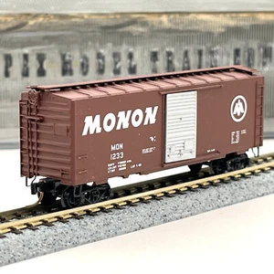 Micro-Trains 20770 Monon PS-1 Single Door Freight Boxcar MON 1233 N Scale - Picture 1 of 10