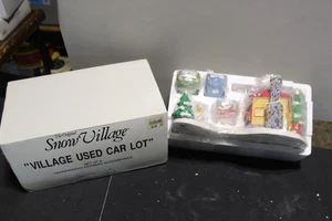 Dept 56 The Original Snow Village "VILLAGE USED CAR LOT" #54283 - NEW IN BOX - Picture 1 of 4