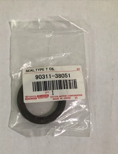 Genuine Toyota Engine Camshaft Seal 90311-38051 - Picture 1 of 4