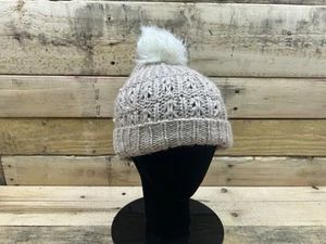 Betsey Johnson Faux Pearl Beige/Pink/ Silver Tinsel Knit Beanie Hat Pompom - Picture 1 of 7