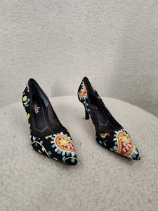Charles by Charles David Women Heel 6M Black Paisley Fabric Slip On ComfortPump - Picture 1 of 19