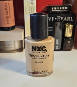 NYC New York Color Smooth Skin Foundation 670A NATURAL BUFF 1.0 Fl. oz - Picture 1 of 3
