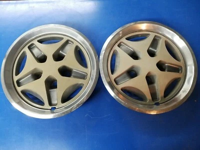 *2* Cubiertas de rueda tapacubos AMC Concord Spirit 14" vintage 1981-1983 USADAS. 3237039 Foto 1 de 4