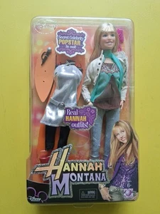 Muñeca Disney Hannah Montanna Secret Celebrity Popstar 2007 Play Along 20025 NRFB - Imagen 1 de 6