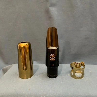 Хороший мундштук тенор-саксофона Yamaha 4C с лигатурой и крышкой - Изображение 1 из 4