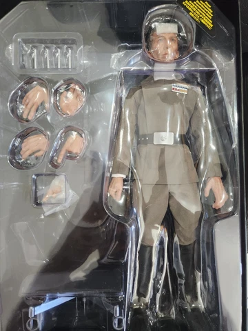 Hot Toys Grand Moff Tarkin Star Wars 1/6 Scale Figure - MMS433 MINT! US Seller Cover