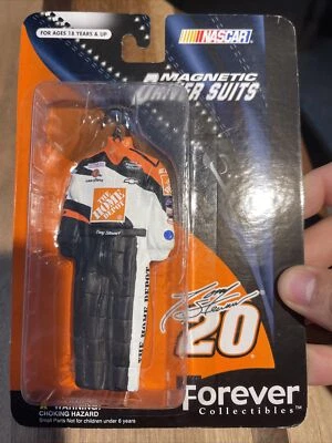 Traje de conductor magnético Nascar #20 Tony Stewart Foto 1 de 2