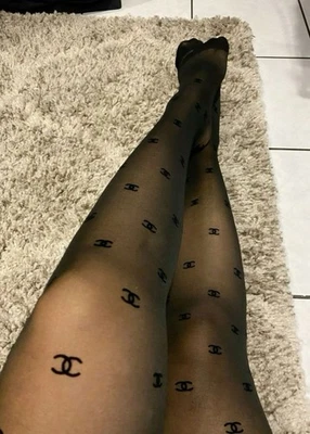 Pantyhose Craft Book: Making Things From Run Pantyhose - Image 1 of 3