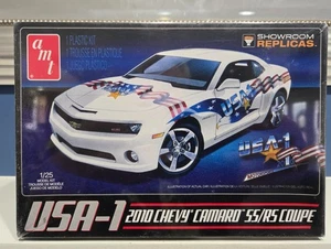 AMT 2010 CHEVY CAMARO SS/RS COUPE USA-1 1:25 Model Kit AMT778L ~ Factory Sealed - Picture 1 of 2