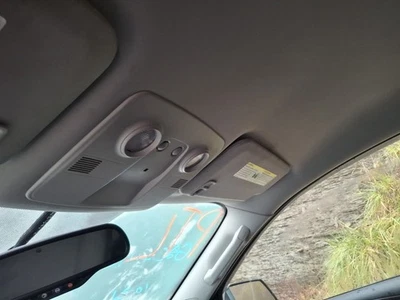 乘客遮阳板 VIN J 11th 数字限量适用于 07-17 ACADIA 3744979 — 第 1/4 张图片