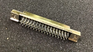 AMP 749070-7 Telecom Datacom Connector 68 Contacts Female Straight Receptacle - Bild 1 von 2