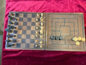 Altes Schachspiel Dame Mühle Schachfiguren Handarbeit aus Holz - Bild 1 von 11