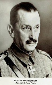Foto de prensa de 1942 líder militar finlandés Carl Gustaf Mannerheim en la Segunda Guerra Mundial - Imagen 1 de 2