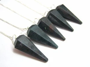 BloodStone Single Dowser Pendulum Crystal Gemstone Healing Gift Reiki Feng Shui - Picture 1 of 2