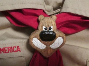 Hand Carved Wood Badge Bear Neckerchief Slide - Picture 1 of 1