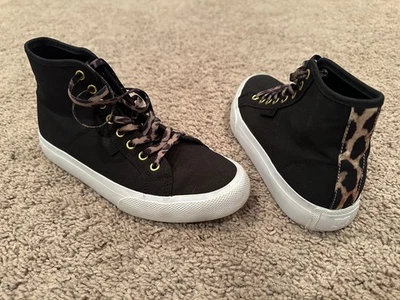 MINT DC Women's Manual Hi TX SE Skate Shoes Hi Top Black Leopard Accents Sz 7 - Image 1 of 4