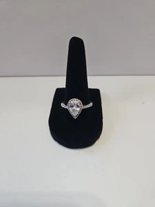 Anillo lágrima piedra transparente plata de ley 925 - Imagen 1 de 3
