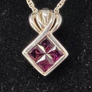 Ciondolo a grappolo ametista taglio quadrato argento sterling 925 Michelle Albala SOLO - Foto 1 di 7