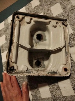 1970-1983 Chevrolet Vandura G-10 Beauville Gaucho Van Tail Light Housing W/... - Image 1 of 4