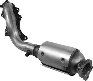 Walker Ultra EPA 16632 Direct Fit Catalytic Converter with Integrated Exhaust Ma - Picture 1 of 4