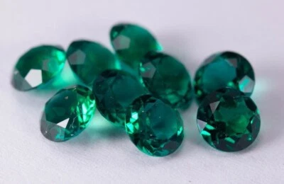 Loose Gemstone Lab Created Emerald Hydrothermal Emerald Round shape - Image 1 of 4