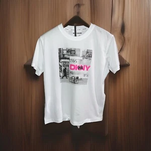 DKNY®️ Women's White Cotton Graffiti Logo T-Shirt - Picture 1 of 6
