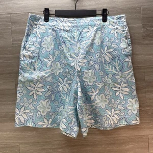 Talbots Women’s Light Blue Floral Flat Front Bermuda Shorts Size 18 Slash Pocket - Picture 1 of 8
