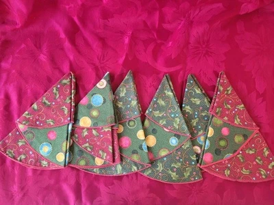 Set Of 6 Handmade Christmas Tree Reversible Cloth Napkins Full Circle - Image 1 of 4