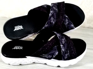 Skechers Sandals Womens On The Go Slides Black White Slip On Goga Max sz 11 - Imagen 1 de 6