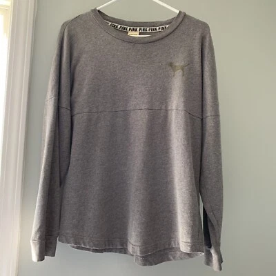 Suéter Rosa Victoria's Secret Para Mujer Gris Logo Perro "LOVE PINK" Talla XS Foto 1 de 4